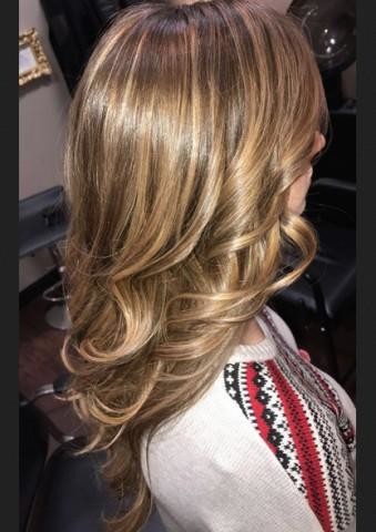 Run android online APK 120 Women Hair Colour from MyAndroid or emulate 120 Women Hair Colour using MyAndroid