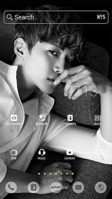 Emulate Android APK 2PM Junho LINE Launcher Theme
