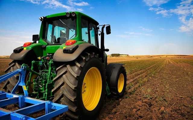Emulate Android APK 3D Farm Tractor