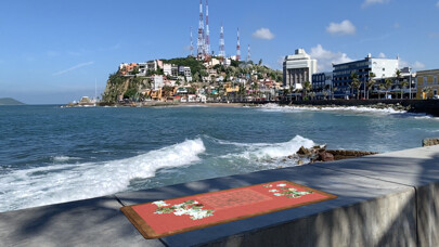 Emulate iPhone app AR Jigsaw Puzzles+ using MyAndroid