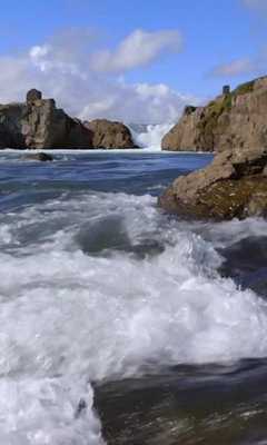 Emulate Android APK Beautiful water movement