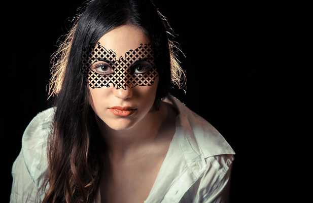 Emulate Android APK Black Lace Face Mask Emulate Android APK Black Lace Face Mask