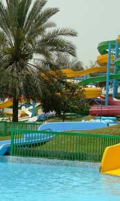 Emulate Android APK Dreamland Aqua Park Wallpaper