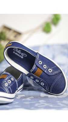 Emulate Android APK Girls Designer Shoes 2018 Emulate Android APK Girls Designer Shoes 2018