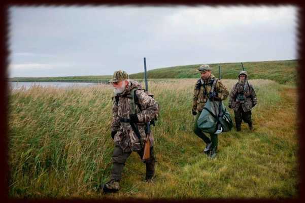 Emulate Android APK Hunting Wallpapers - Free