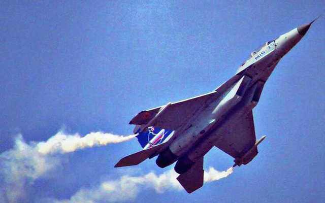 Emulate Android APK Jet Fighter F18 Airplane Attack 3D Gunship Battle Emulate Android APK Jet Fighter F18 Airplane Attack 3D Gunship Battle