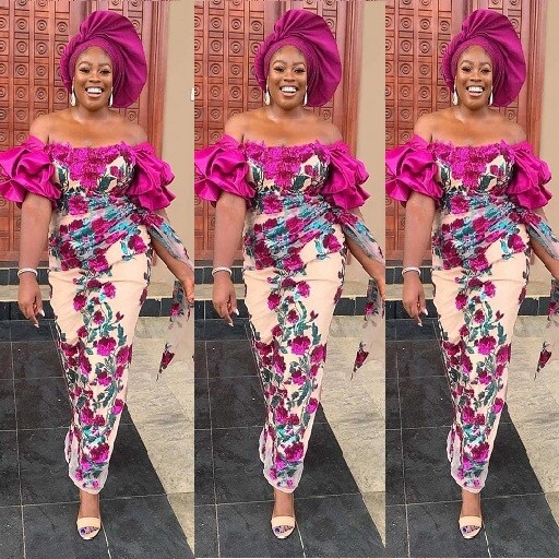 Run android online APK Lace Skirt and Blouse Styles from MyAndroid or emulate Lace Skirt and Blouse Styles using MyAndroid