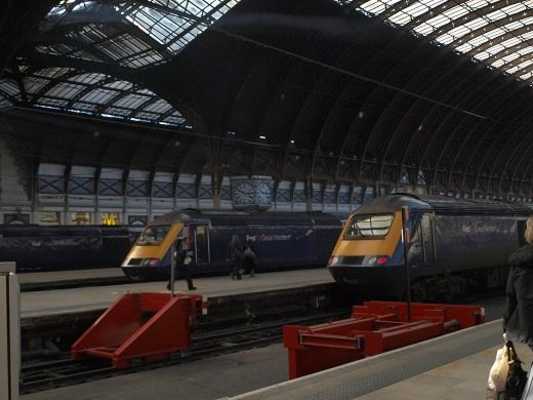 Emulate Android APK London Train Stations Emulate Android APK London Train Stations