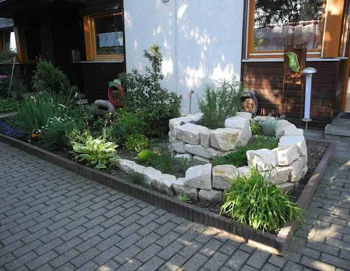 Run android online APK Minimalist garden layout from MyAndroid or emulate Minimalist garden layout using MyAndroid Run android online APK Minimalist garden layout from MyAndroid or emulate Minimalist garden layout using MyAndroid