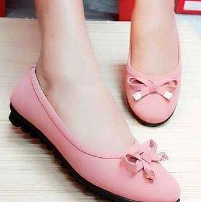 Emulate Android APK Model Beautiful Shoes