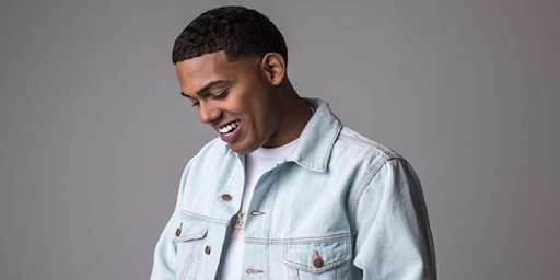 Run android online APK Myke Towers ft Bad Bunny - Puesto Pa Guerrial from MyAndroid or emulate Myke Towers ft Bad Bunny - Puesto Pa Guerrial using MyAndroid