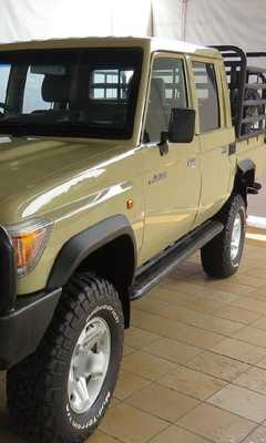 Emulate Android APK New Themes Toyota Cruiser 70 Pickup HD