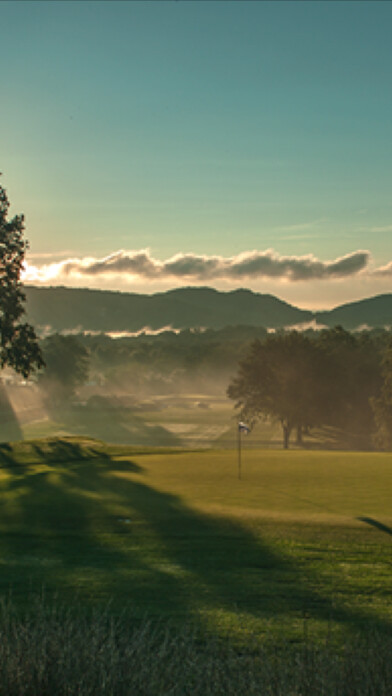 Emulate iPhone app Paramount Country Club NY using MyAndroid Emulate iPhone app Paramount Country Club NY using MyAndroid