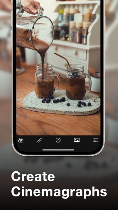 Emulate iPhone app Phoenix: Cinemagraph Editor using MyAndroid