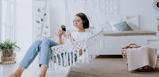 Run android online APK radio iran kirn 670 am from MyAndroid or emulate radio iran kirn 670 am using MyAndroid