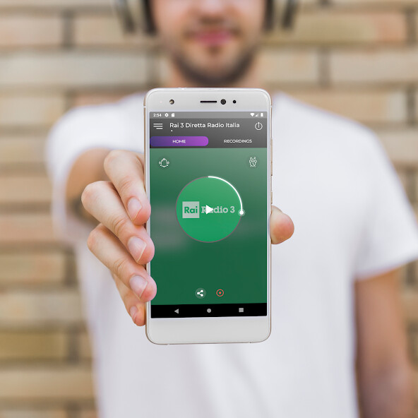 Run android online APK Rai 3 Diretta Radio Italia App from MyAndroid or emulate Rai 3 Diretta Radio Italia App using MyAndroid