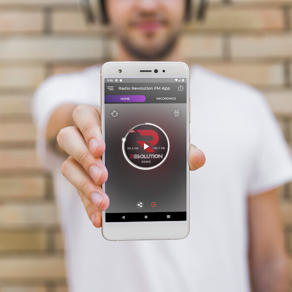 Run android online APK Revolution 935 Miami Radio App from MyAndroid or emulate Revolution 935 Miami Radio App using MyAndroid