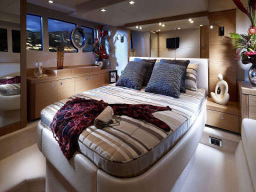 Run android online APK Romantic Bedroom Idea 2020 from MyAndroid or emulate Romantic Bedroom Idea 2020 using MyAndroid