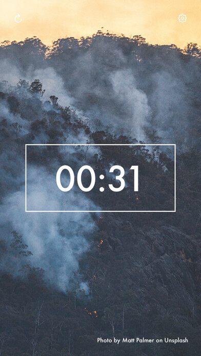 Emulate iPhone app Room Clock - Stylish clock using MyAndroid Emulate iPhone app Room Clock - Stylish clock using MyAndroid