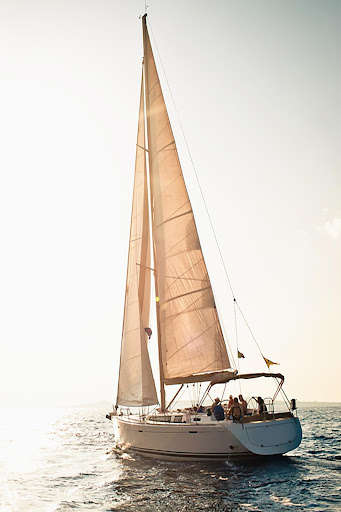 Emulate Android APK Sailing Ship Live Wallpaper Emulate Android APK Sailing Ship Live Wallpaper
