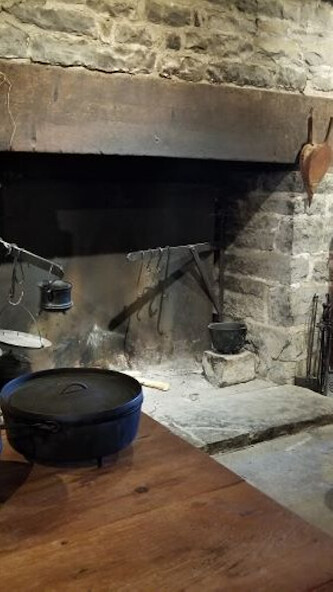 Run android online APK Slave Dwelling Project from MyAndroid or emulate Slave Dwelling Project using MyAndroid