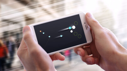 Emulate iPhone app Symmetrica: Minimalistic arcade game using MyAndroid