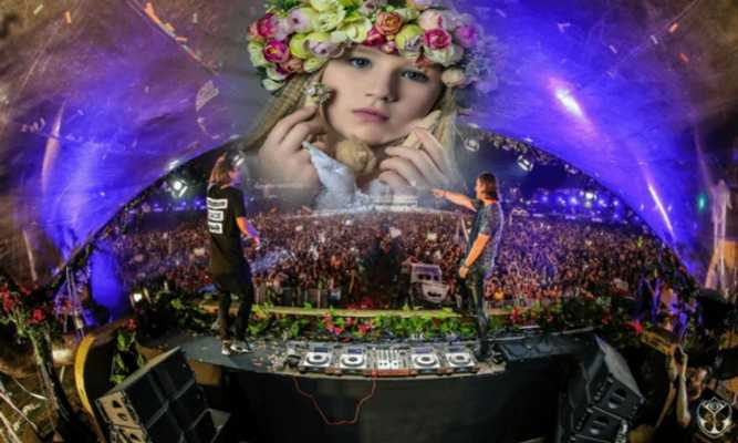 Emulate Android APK Tomorrowland Photo frame 2017