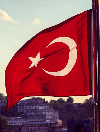 Emulate Android APK Turkish Flag Wallpaper