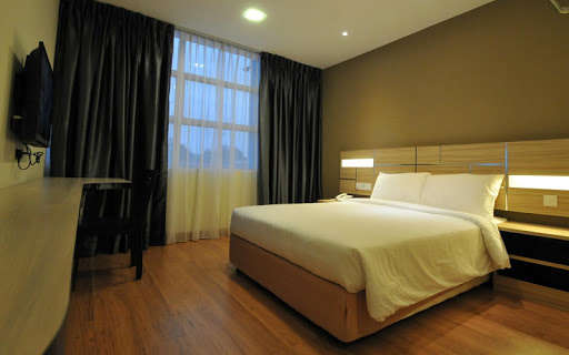 Run android online APK U Design Hotel from MyAndroid or emulate U Design Hotel using MyAndroid