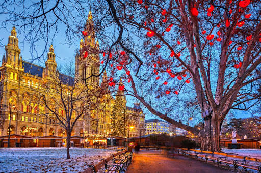 Run android online APK Vienna Wallpapers HD from MyAndroid or emulate Vienna Wallpapers HD using MyAndroid