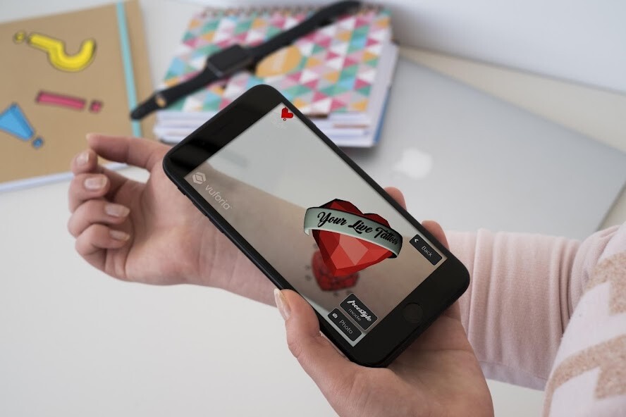 Emulate iPhone app Your Live Tattoos using MyAndroid Emulate iPhone app Your Live Tattoos using MyAndroid